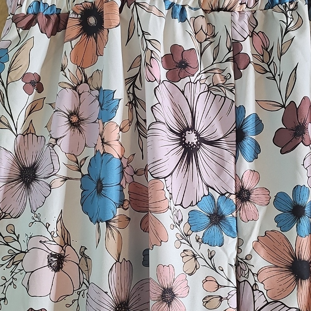 SHEIN Curve Tan Floral Elastic-Waist Pants - Picture 2 of 3